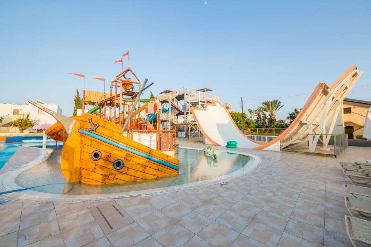 Electra Holiday Village Water Park Resort Ayia Napa Ngoại thất bức ảnh